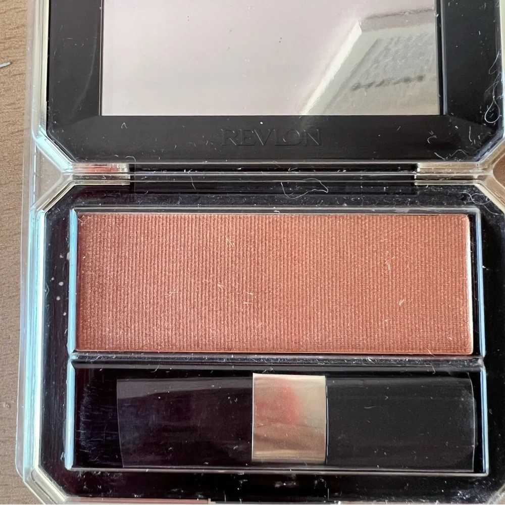“New Old stock” vintage Discontinued Revlon blush BN sealed